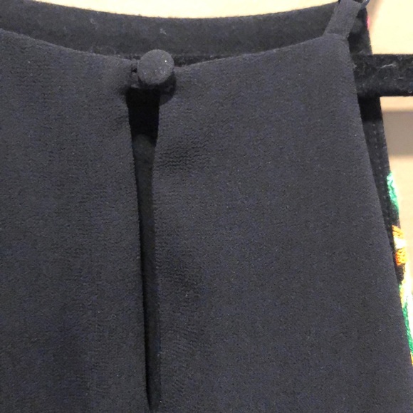 Lulu’s black Shift Dress - Picture 4 of 6